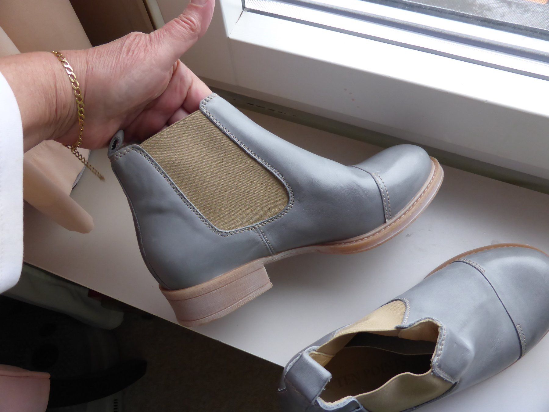 Scarpe da donna: TEN POINTS LEDER STIEFELETTE HELLBLAU-GRAU - FABRIKNEU GR 38 – Nuovo e nell'imballaggio originale da Reinach AG venduto da pussi100 4