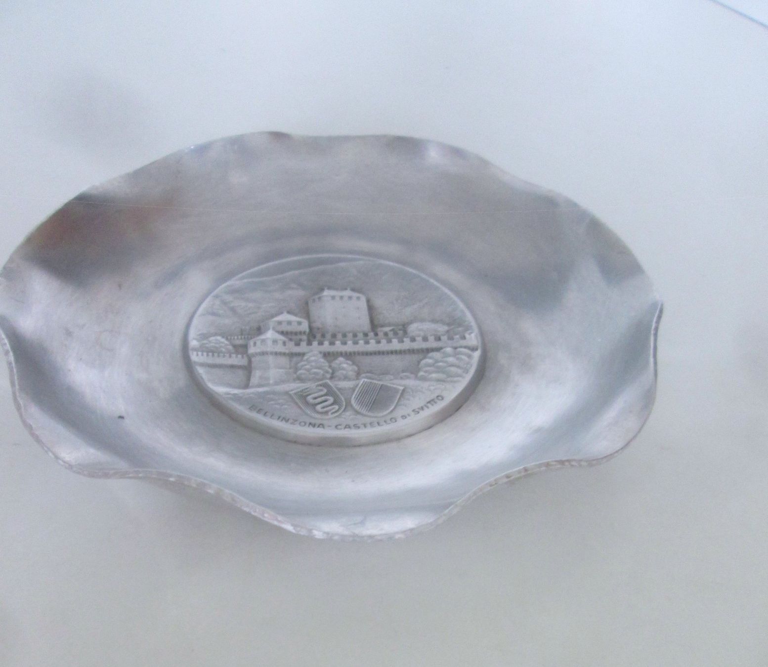 Piatti: Vintage-Aluminiumteller – Usato da Sementina venduto da babucia