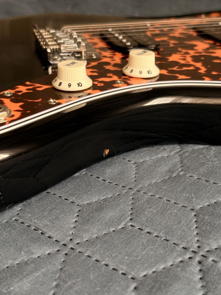 Squier Strumenti musicali: Squier by Fender Jazzmaster HH – Usato da Aadorf venduto da SchattePuppe 2