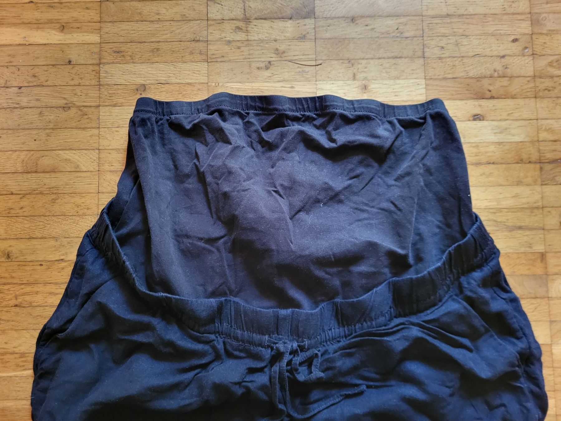 H&M Pantaloni: Zwei Umstandshosen Grösse L – Usato da Winterthur venduto da BOU002 4