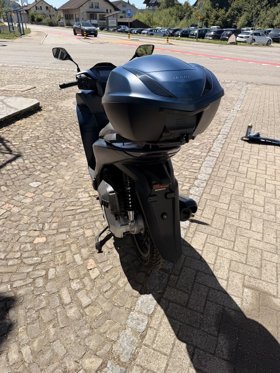 Honda Scooters: Honda SH125i 2026 – Défectueux à Kirchleerau par kekev 4