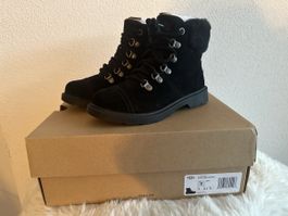 UGG Mädchen Winterstiefel Gr. 32,5 neu