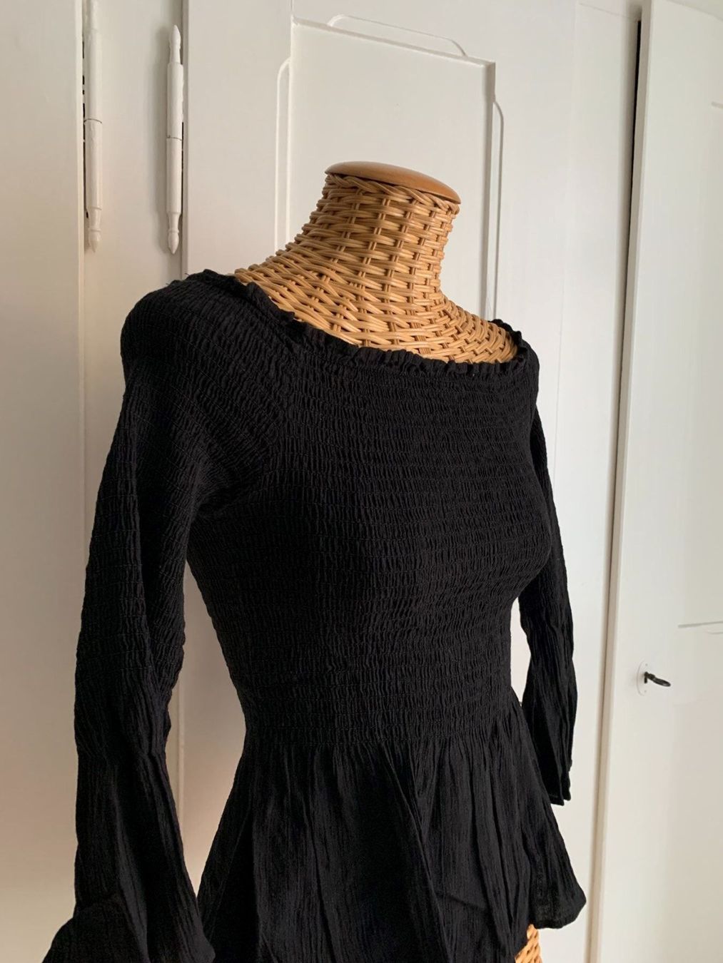 Bershka Pullover & Sweatshirts: BERSHKA - Oberteil schwarz S – Gebraucht aus Zürich von Diazaio 1