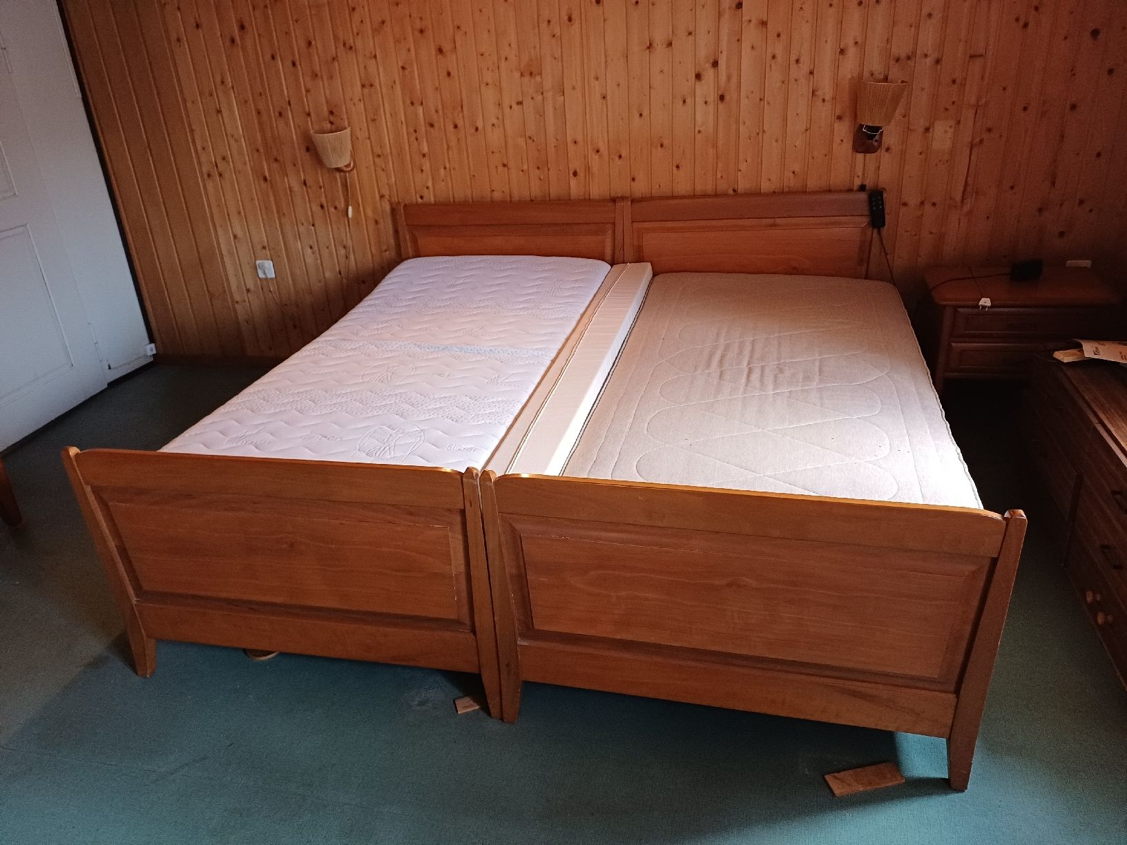 Letti: Schlafzimmer Einrichtung – Usato da Tägerig venduto da HpRudolf