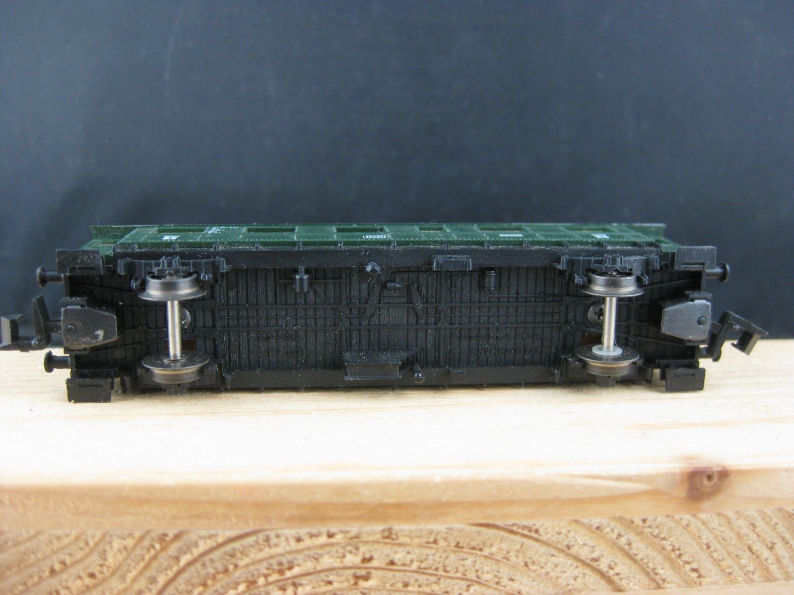 Fleischmann Modelleisenbahnen: Fleischmann DB Personenwagen – Gebraucht aus Malters von Marosko 3
