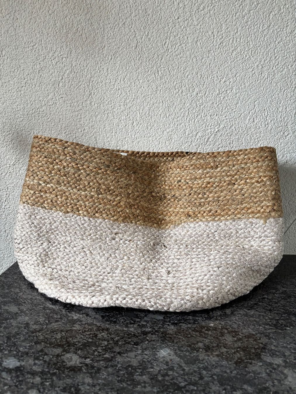 Bloomingville Altro per la casa: Bloomingville Jute Flechtkorb beige / weiss – Nuovo (secondo la descrizione) da Zürich venduto da maison.paula