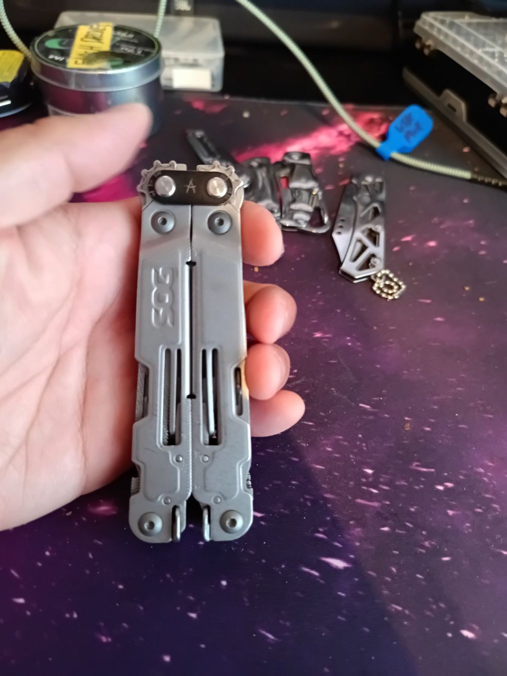 Alle Werkzeuge: SOG multitool – Gebraucht aus Bertschikon (Gossau, ZH) von SJLPHI