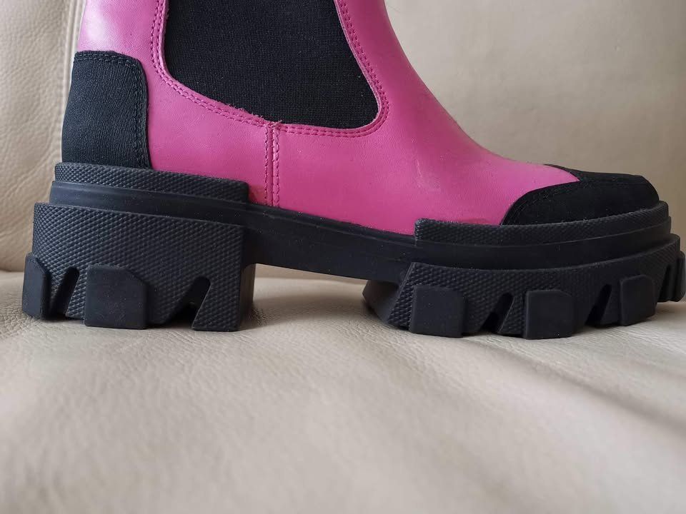 Scarpe da donna: Stiefel neu, Gr. 38 – Nuovo (secondo la descrizione) da Stäfa venduto da Pinky777 1