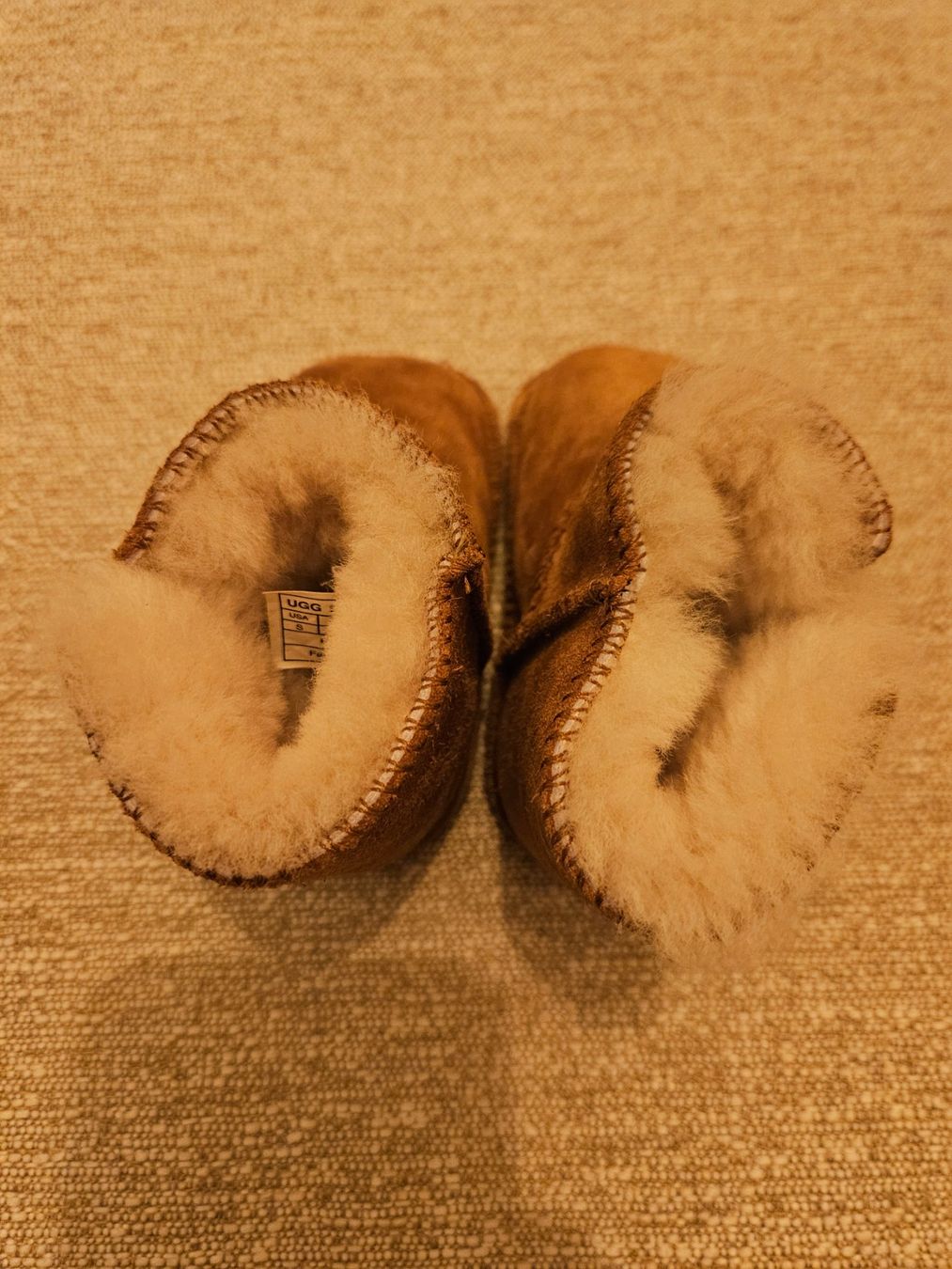 Ugg Scarpe per ragazzi: UGG Kinder-Schuhe – Usato da Cham venduto da gr80 1
