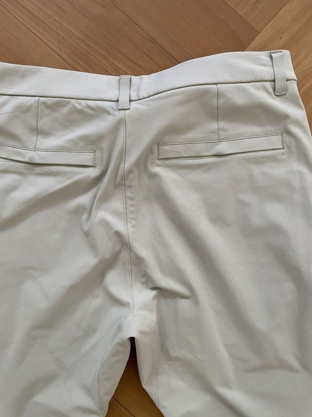 Lululemon Hosen: Golfhose Lululemon – Gebraucht aus Zürich von pba_original 2