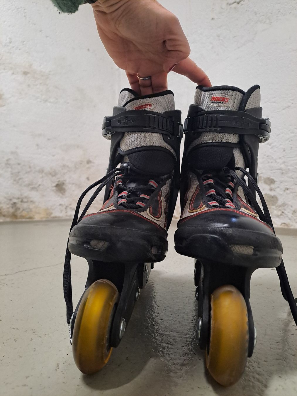 Pattini in linea & Pattini a rotelle: Roces Kinder Inlineskates, Gr 36-40 – Usato da Zürich venduto da zotope 2