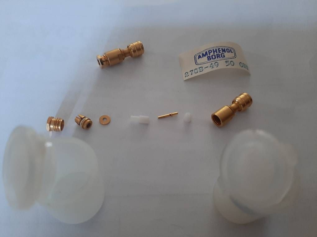 Componenti elettronici: Connecteurs Amphenol Borg 27CB-49 50 Ohm – Nuovo e nell'imballaggio originale da Lutry venduto da Matteo022 4