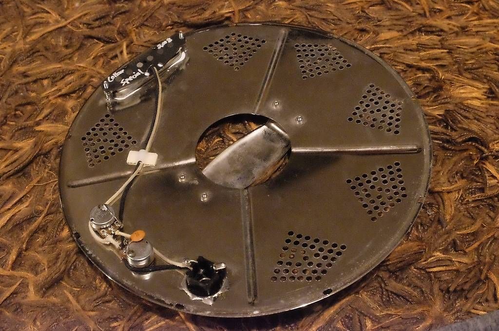 Strumenti musicali: National Reso-Phonic Hot Plate – Usato da Winterthur venduto da hermanadam 2
