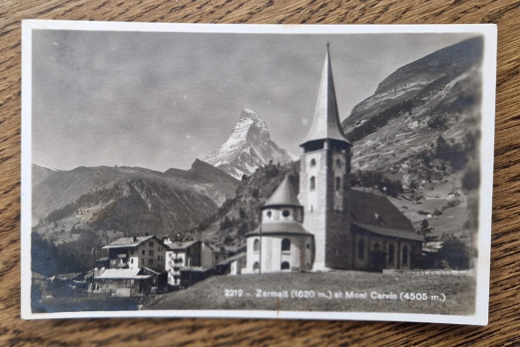 Ansichtskarten: Kirche Zermatt mit Mont Carvin – Gebraucht aus Ebikon von Donar50