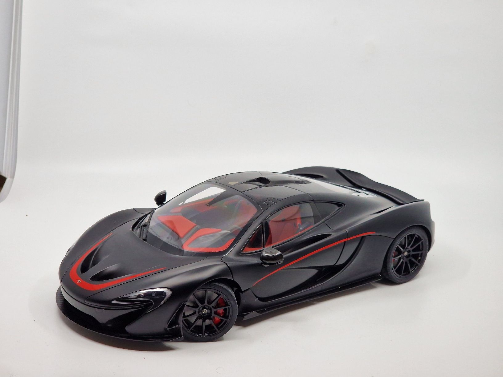 Autoart Voitures modèles: McLaren P1 Autoart – Neuf (Voir description) à Reckingen VS par RonaldL01 2