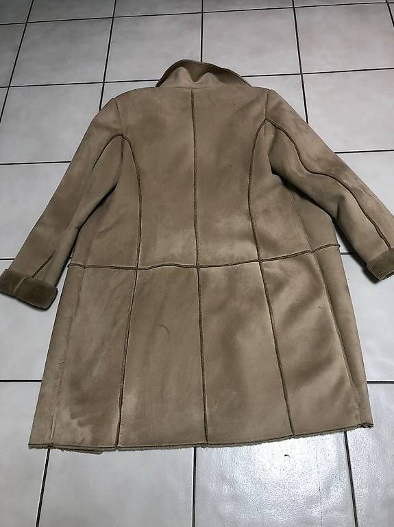 Cappotti: Vendo mantello  – Usato da Losone venduto da car_2cl8 2