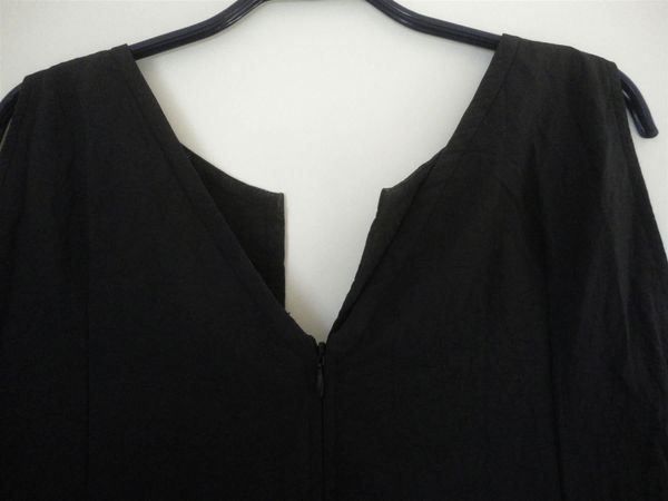 Vestiti: POMERIGGIO : Robe anthracite détails rouges L – Usato da Petit-Lancy venduto da lilycerise 6