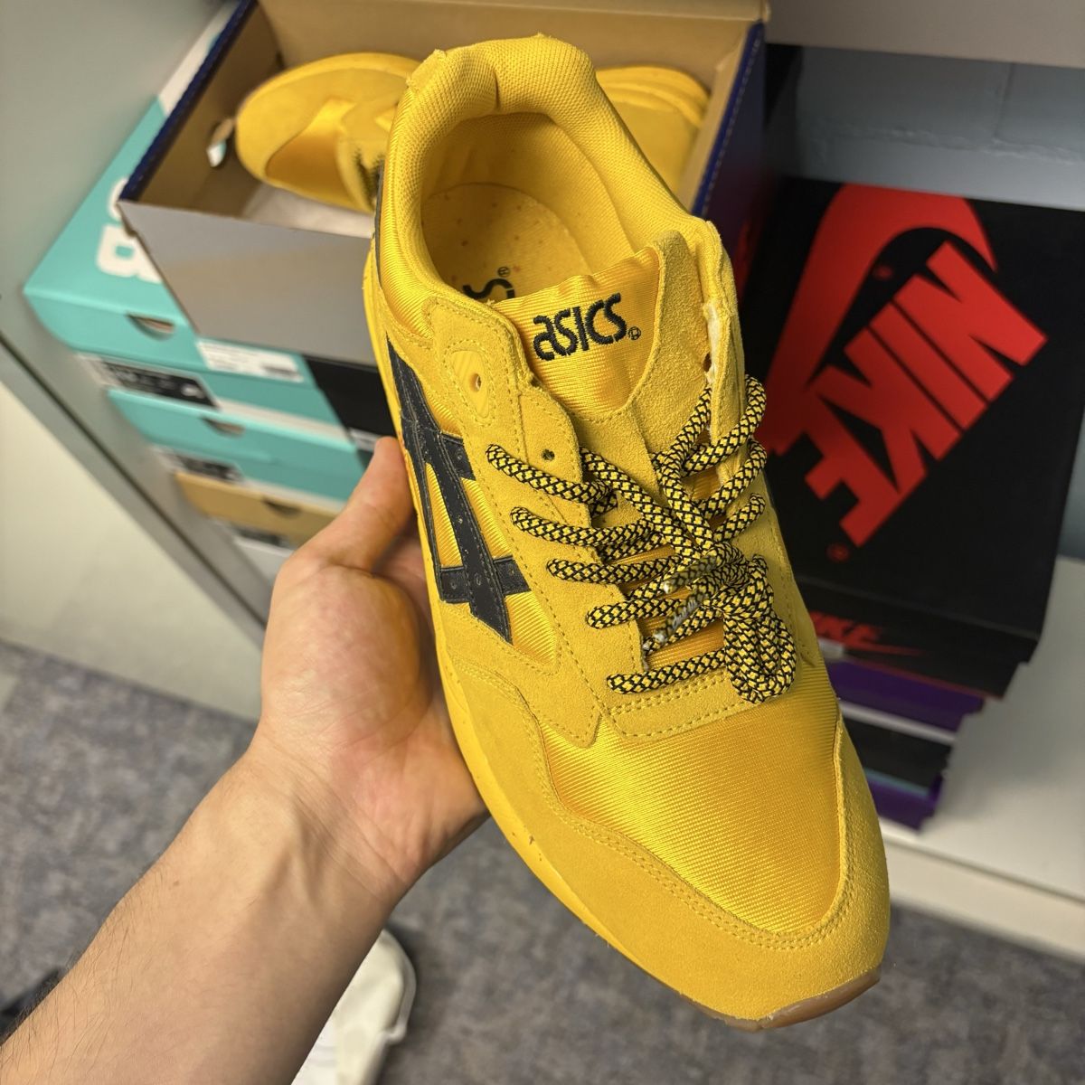 Asics Scarpe da uomo: Asics Gel Saga Kill Bill US 10.5 from 2013 – Nuovo (secondo la descrizione) da Winterthur venduto da LaBodega 3