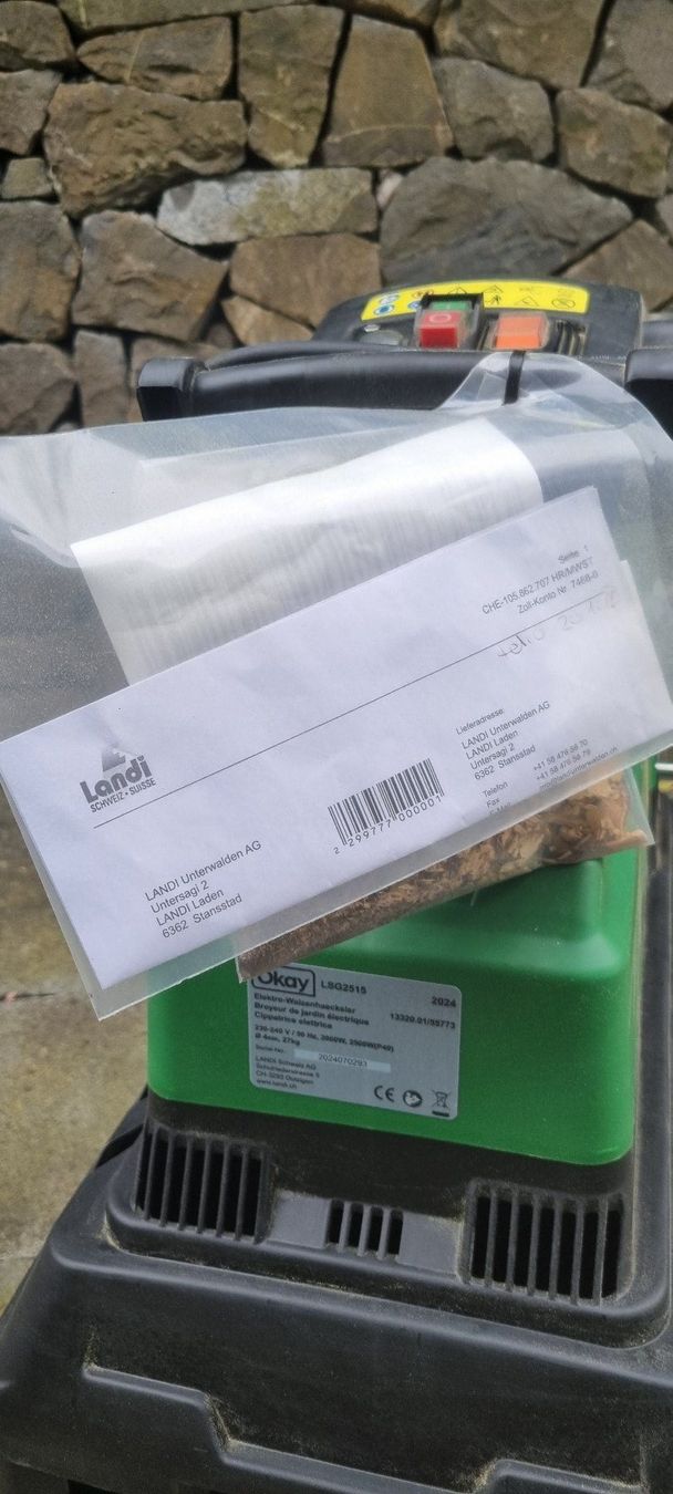 Häcksler: Okay Elektro-Walzenhäcksler 2000 W – Neu (gemäss Beschreibung) aus Ennetmoos von haer 1
