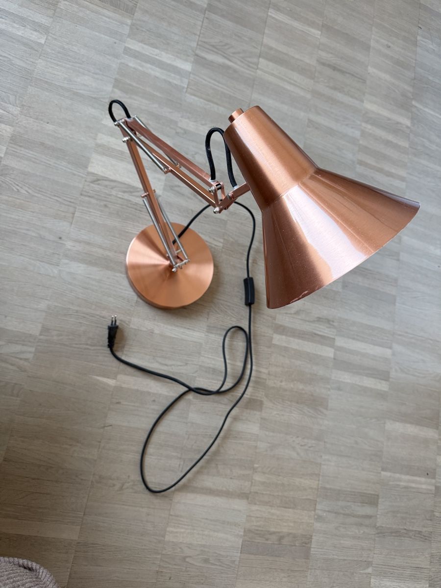 Lampade: MADE Desk Lamp – Nuovo (secondo la descrizione) da Zürich venduto da jbeauxarts 1