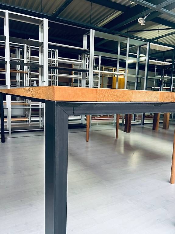 Tische: Tisch 240cm – Gebraucht aus Amriswil von ViolaM 2