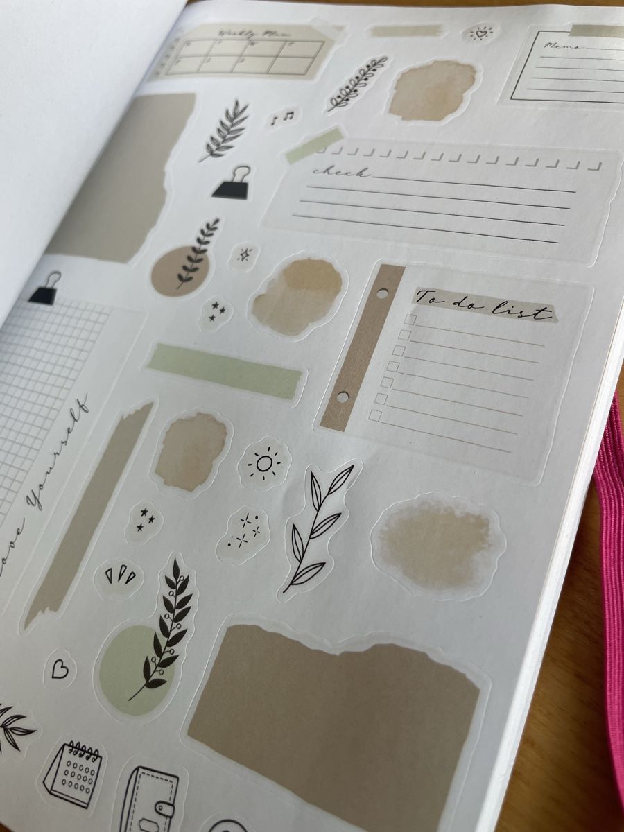 Bücher: Stickerbuch Journaling mit 50 Blatt Neu – Gebraucht aus Wattwil von Weinachtsmann 9