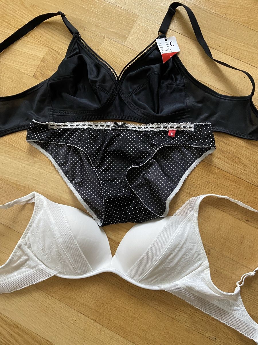 Triumph Altra biancheria intima: 2 TRIUMPH BH GR C 75 UND 1 SLIP GR 38 – Nuovo (secondo la descrizione) da Zürich venduto da schneeflocke303