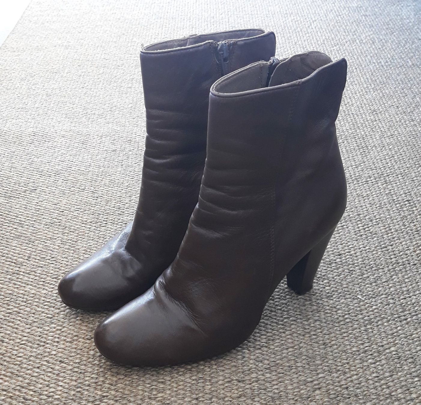 Scarpe da donna: Stiefeletten Gr.37 – Usato da Baden venduto da Gian_Lu