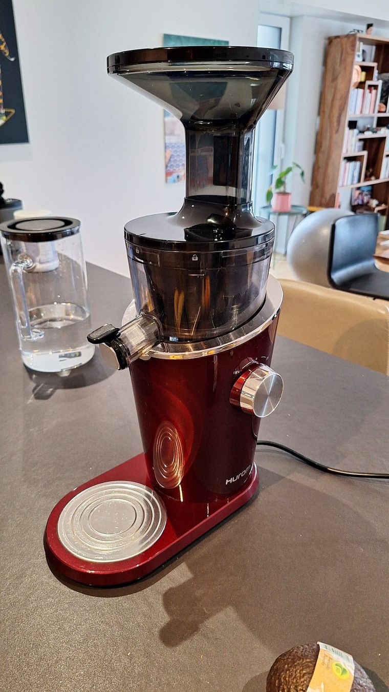 Hurom Elettrodomestici da cucina: Extracteur de jus Hurom comme neuf – Usato da Neuchâtel venduto da jts_78jq 6
