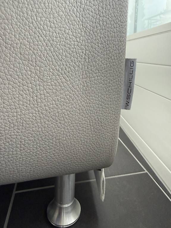 Divani: Willi Schillig Sofa Echtleder – Usato da Uetendorf venduto da Revotool 2