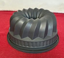 Gugelhupfform aus Silikon, neuwertig - TCM - Ø22 cm