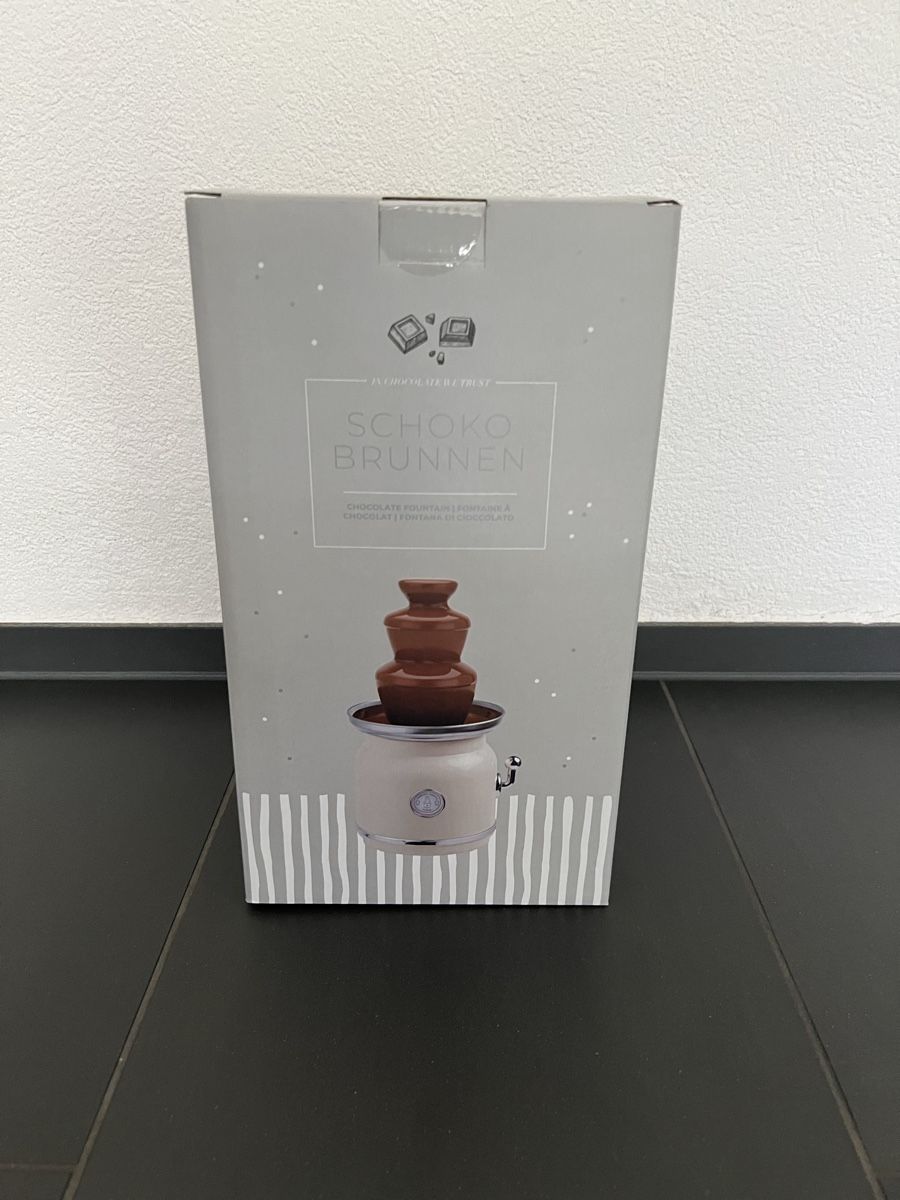 Küchengeräte: Schoko Brunnen  – Gebraucht aus Holziken von 181281