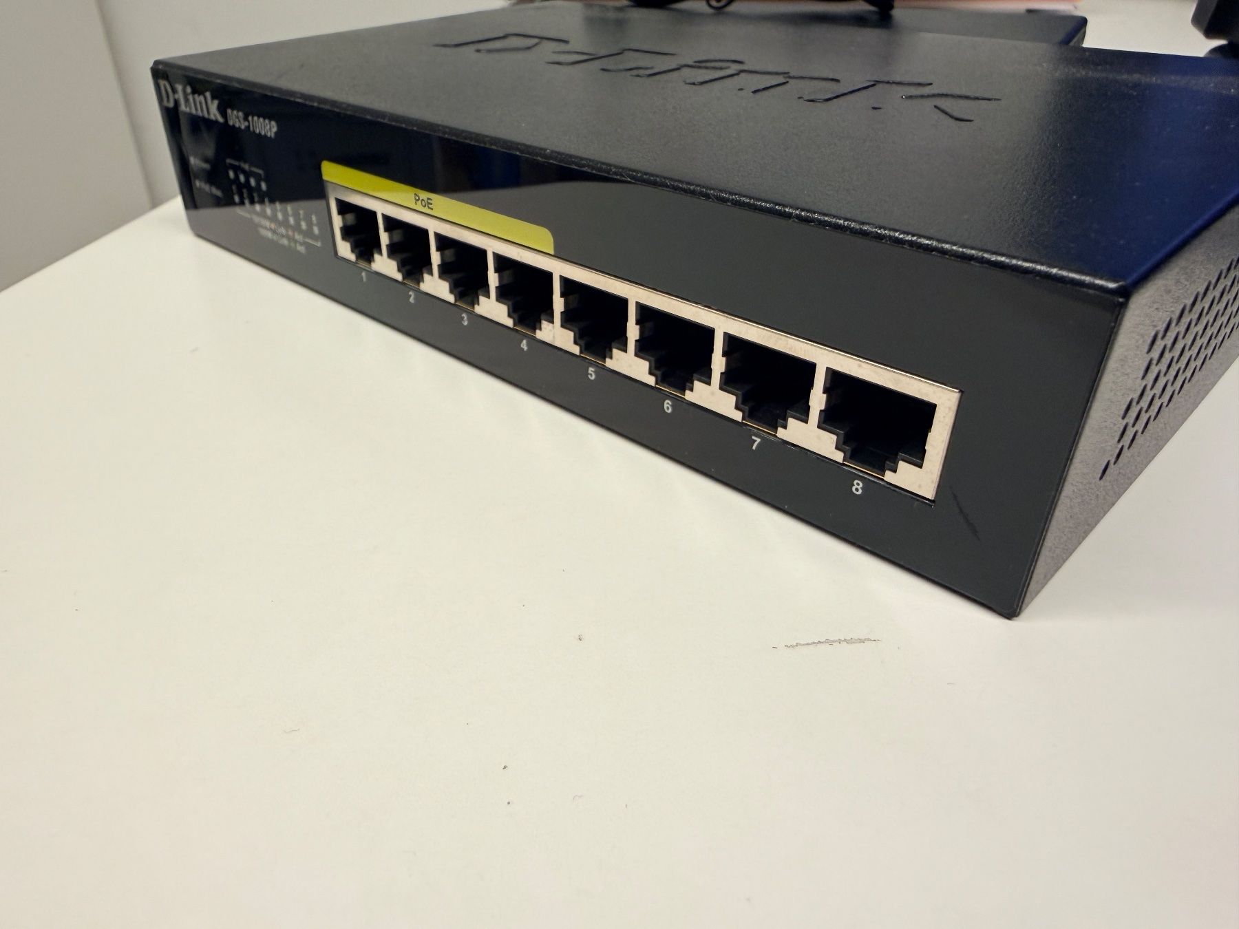 Dlink Hub & Switch: D-Link Switch POE - DGS 1008P – Usato da Solduno venduto da Kenny_G 2