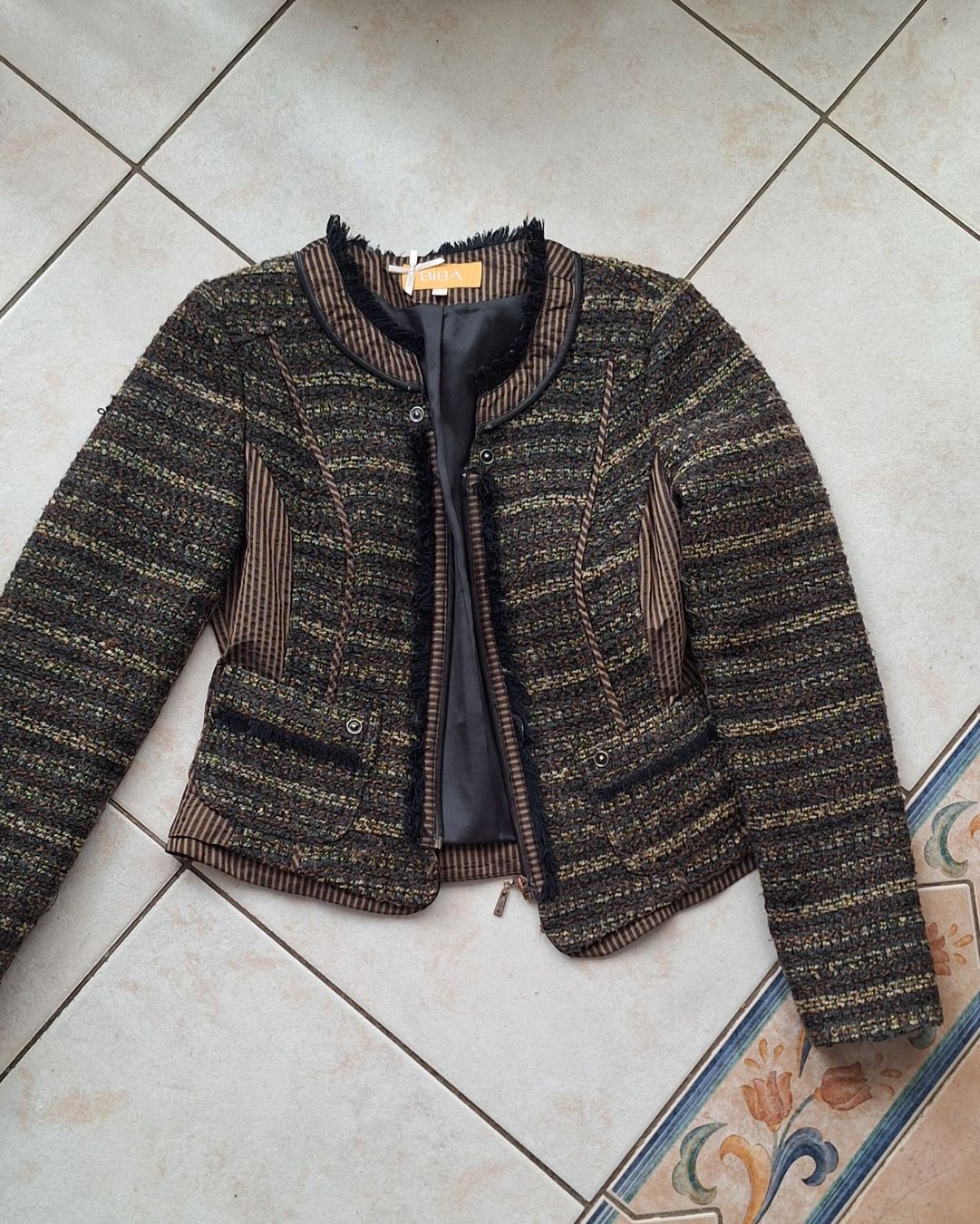 Biba Giacche: Veste Biba, Taille D36 – Usato da St-Triphon venduto da Jldr0 2