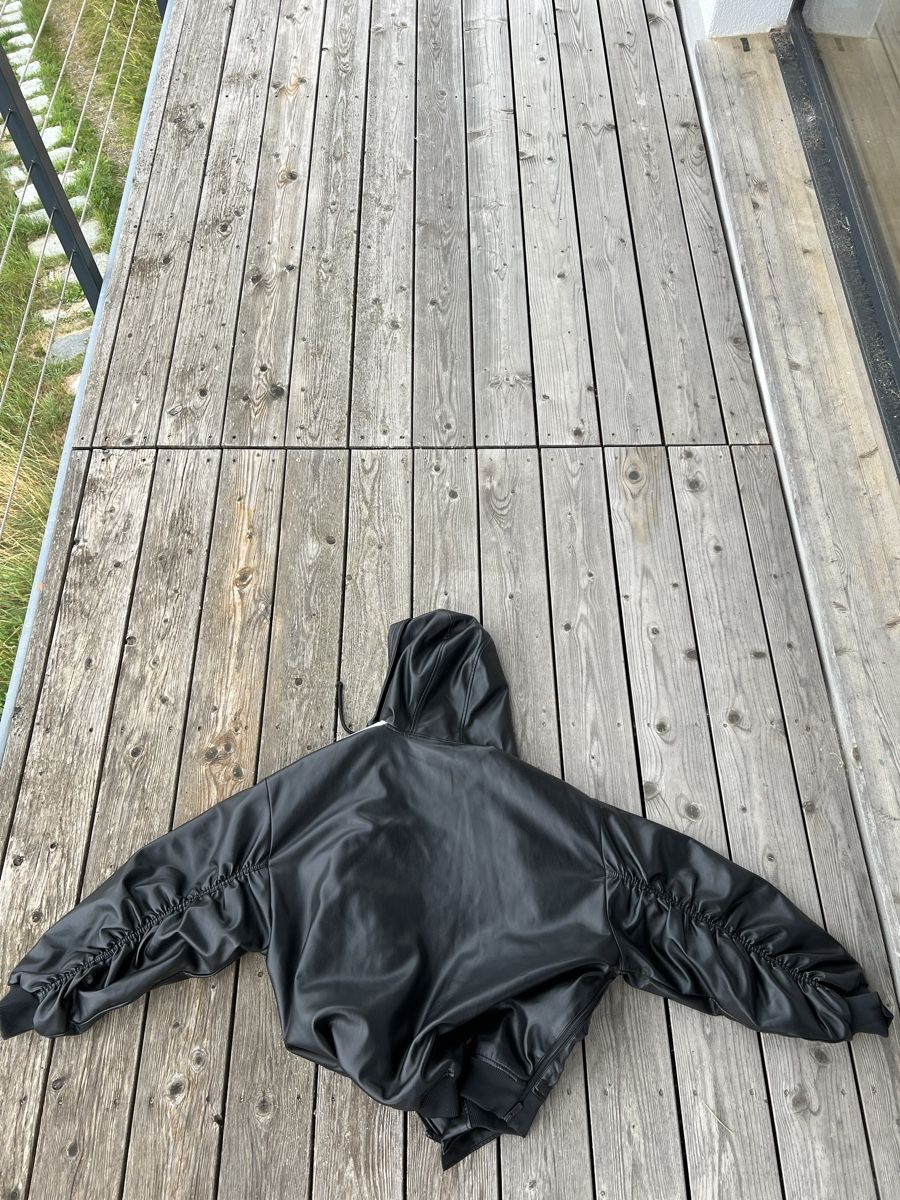 Adidas Jacken: Adidas Boxy Faux Leather Jacket – Neu (gemäss Beschreibung) aus Bürchen von leo_66dc 6