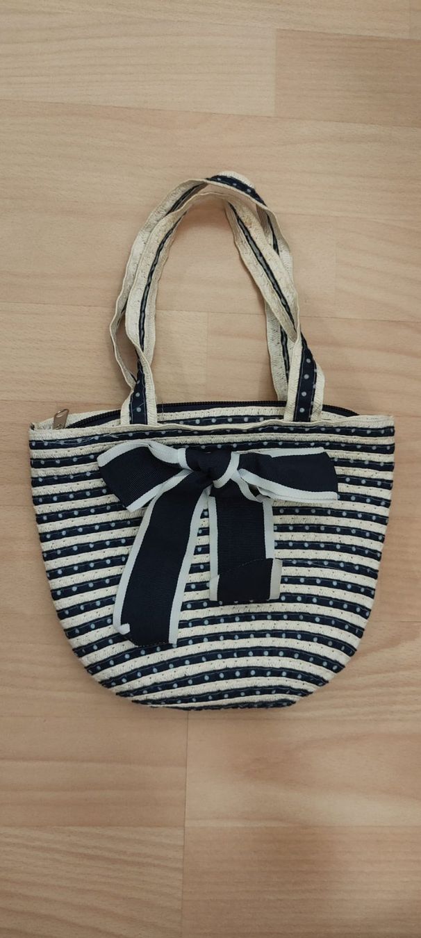 Sacs & sacs à dos: Gestreifte Tasche mit Schleife – D'occasion à Bern par dany.b_2007
