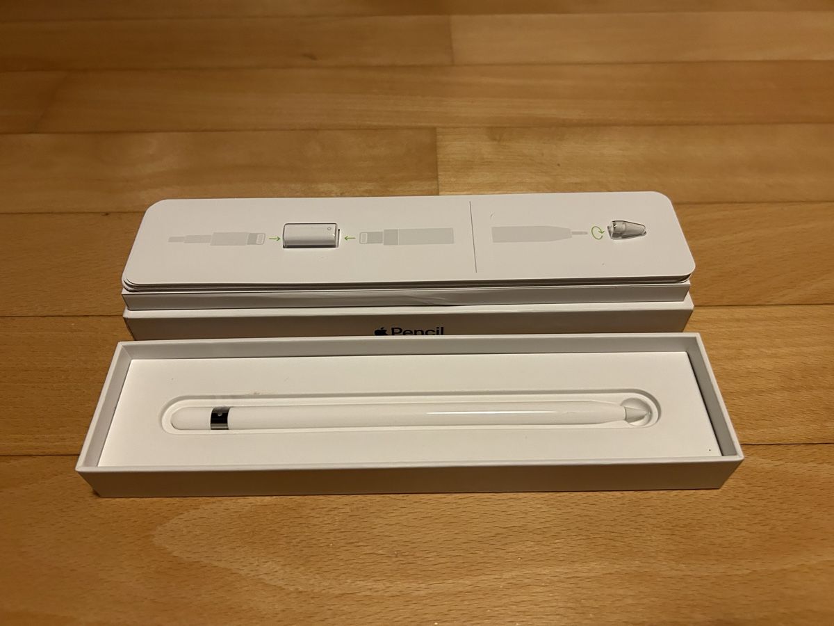 Apple Stifte & Marker: Apple Pencil 1st Generation  – Neu und originalverpackt aus Gelterkinden von  1