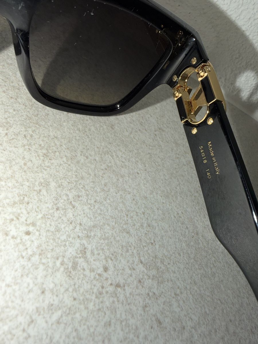 Louis Vuitton Occhiali & Lenti: Louis Vuitton Sonnenbrille Damen – Usato da Zug venduto da miami88mami 3