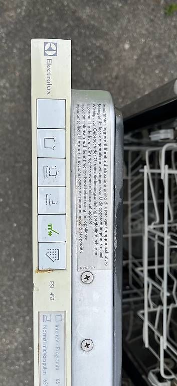 Electrolux Machines à laver la vaisselle: Geschirrspüler Electrolux ESL 452 – D'occasion à Wahlen b. Laufen par Angibo 1