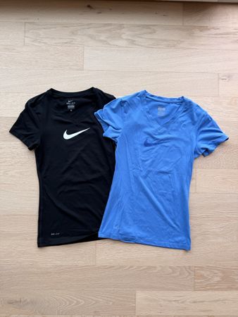Nike Dri-Fit T-Shirts 2 Stk. Grösse XS