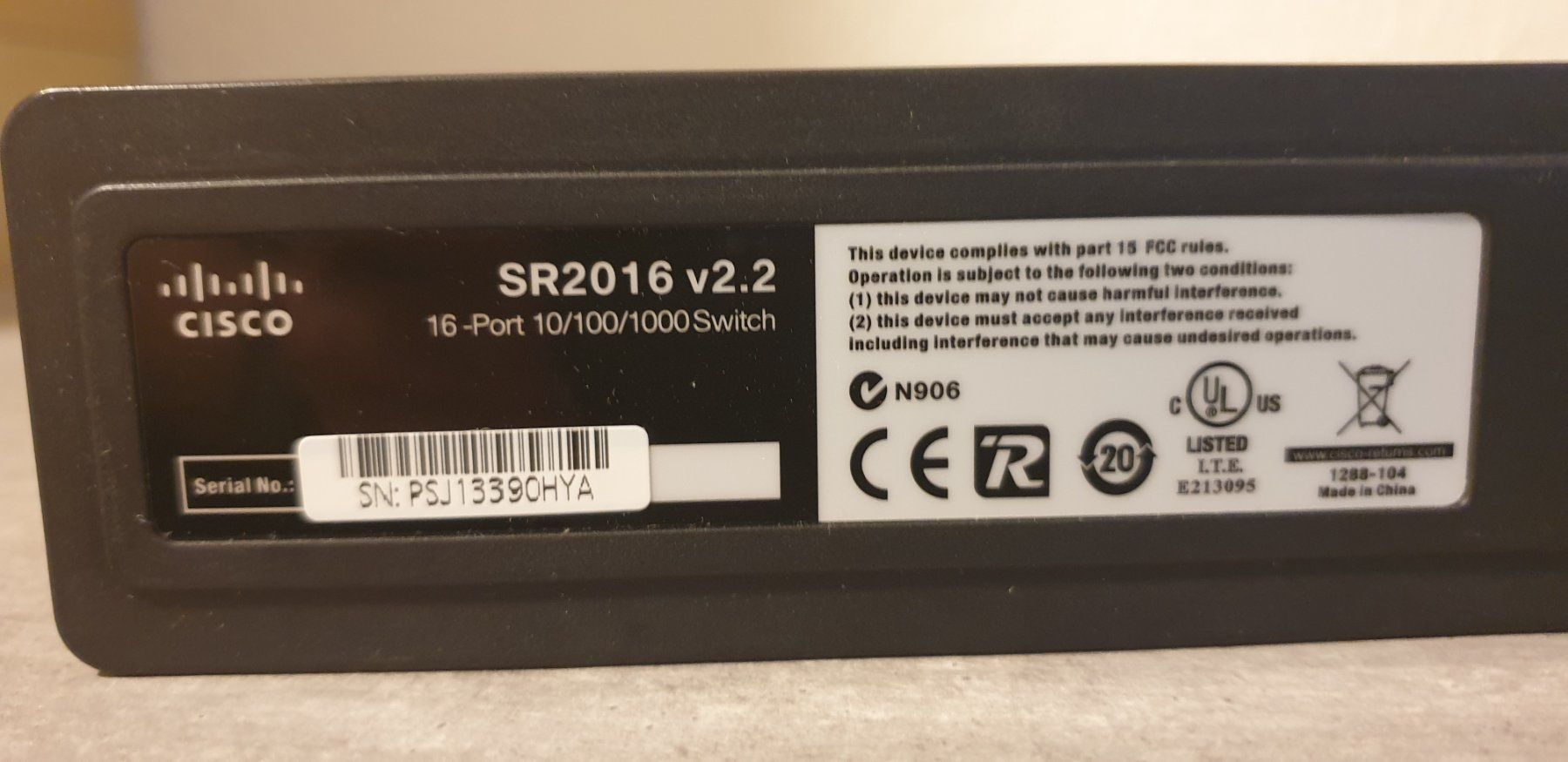Hubs & Switches: Cisco Switch SR2016 16 Ports – Gebraucht aus Buchs SG von mr9470 6