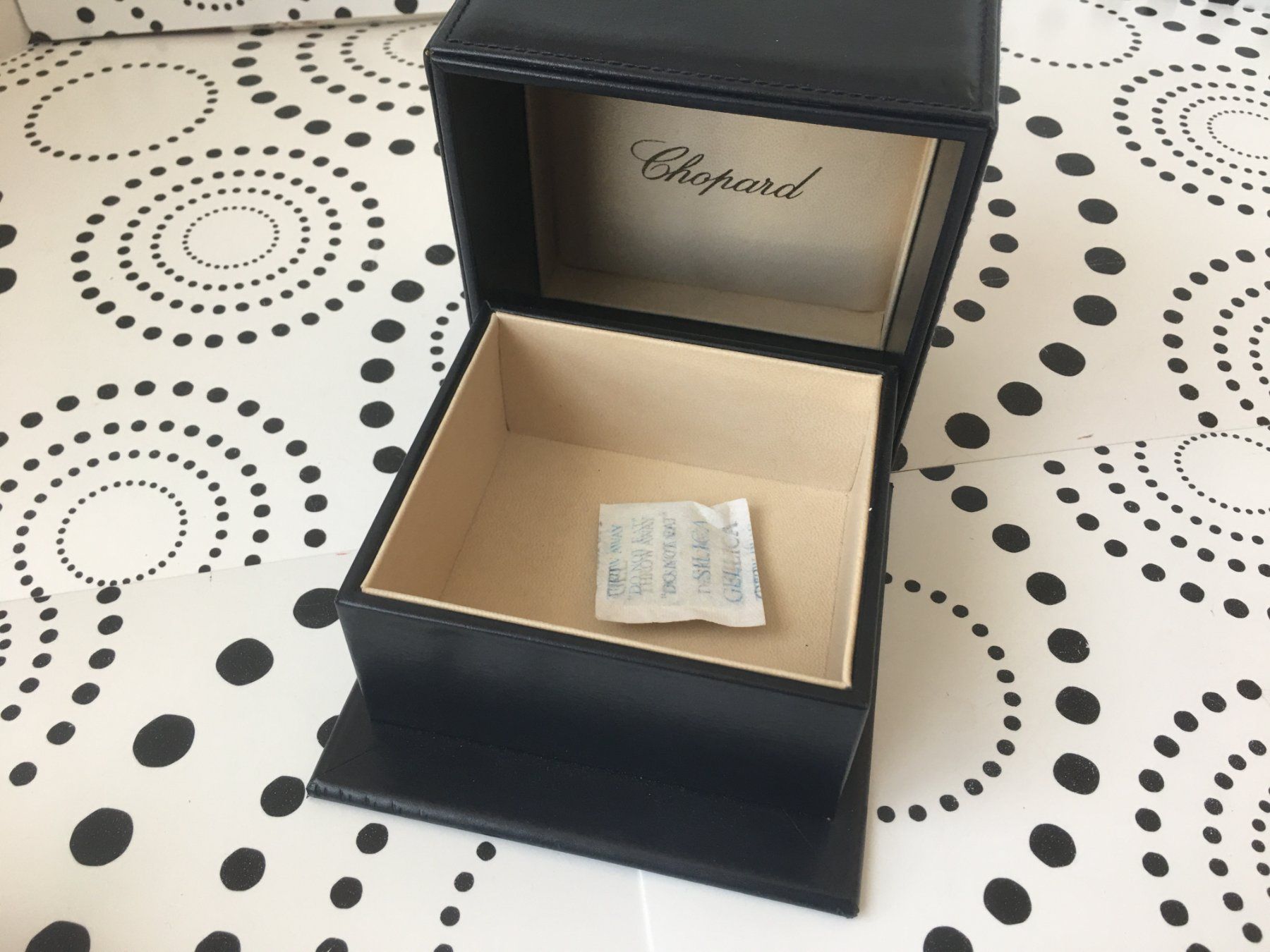 Chopard Scatole porta orologi: CHOPARD - WATCH CASE BOX ECRIN SCHACHTEL LEDER CUIR LEATHER – Usato da Epalinges venduto da dream-watch 3