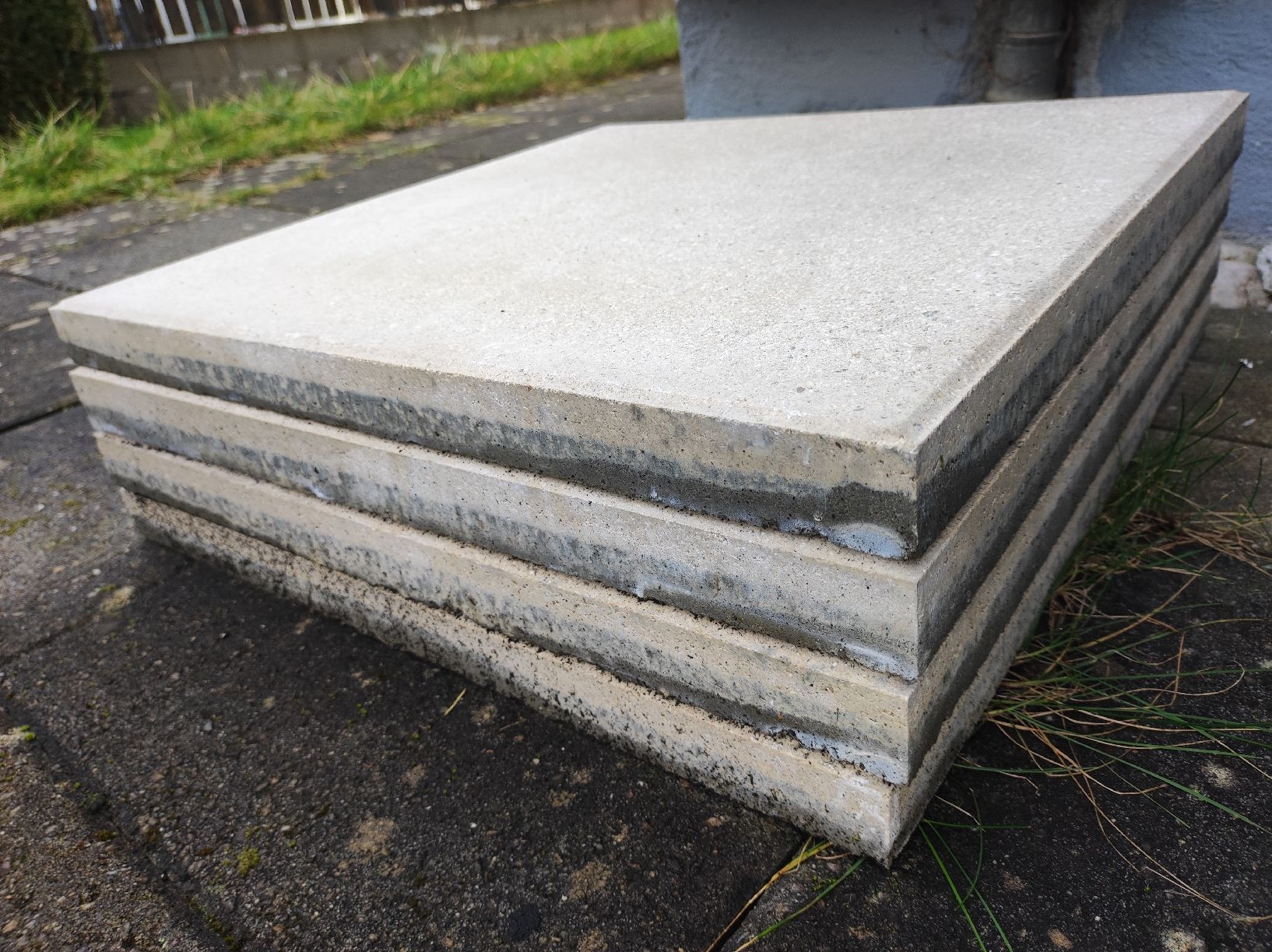 Ombrelloni: Steinplatten von Ampelschirm – Usato da Othmarsingen venduto da Othm13 1