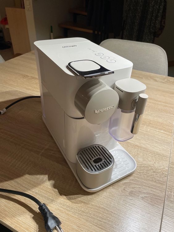 Nespresso Lattissima One | Kaufen auf Ricardo