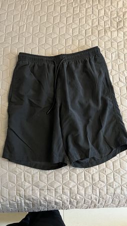 Zara Herren Badhose Schwarz M