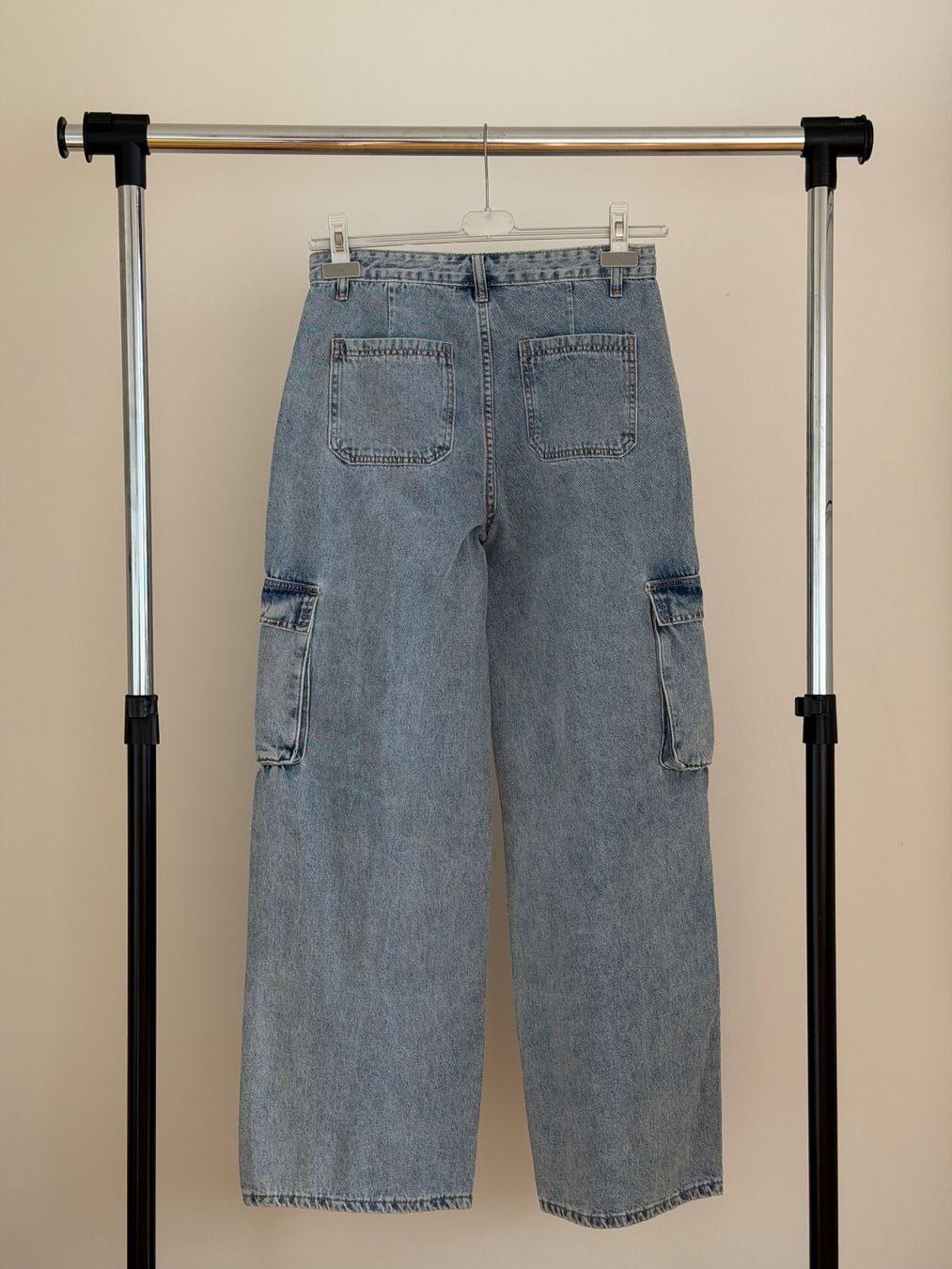 Jeans: Damen Cargo Jeans – Usato da Basel venduto da swi_yp7p 1