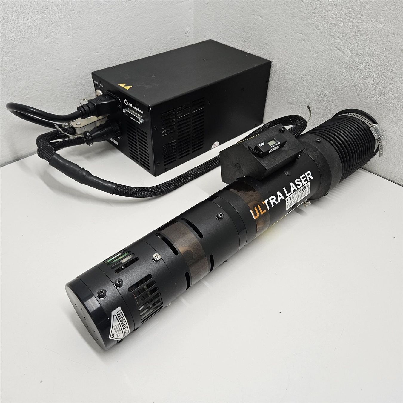 Componenti elettronici: ULTRA LASER mit Netzteil - läuft! – Usato da Niederdorf venduto da LeptonAG