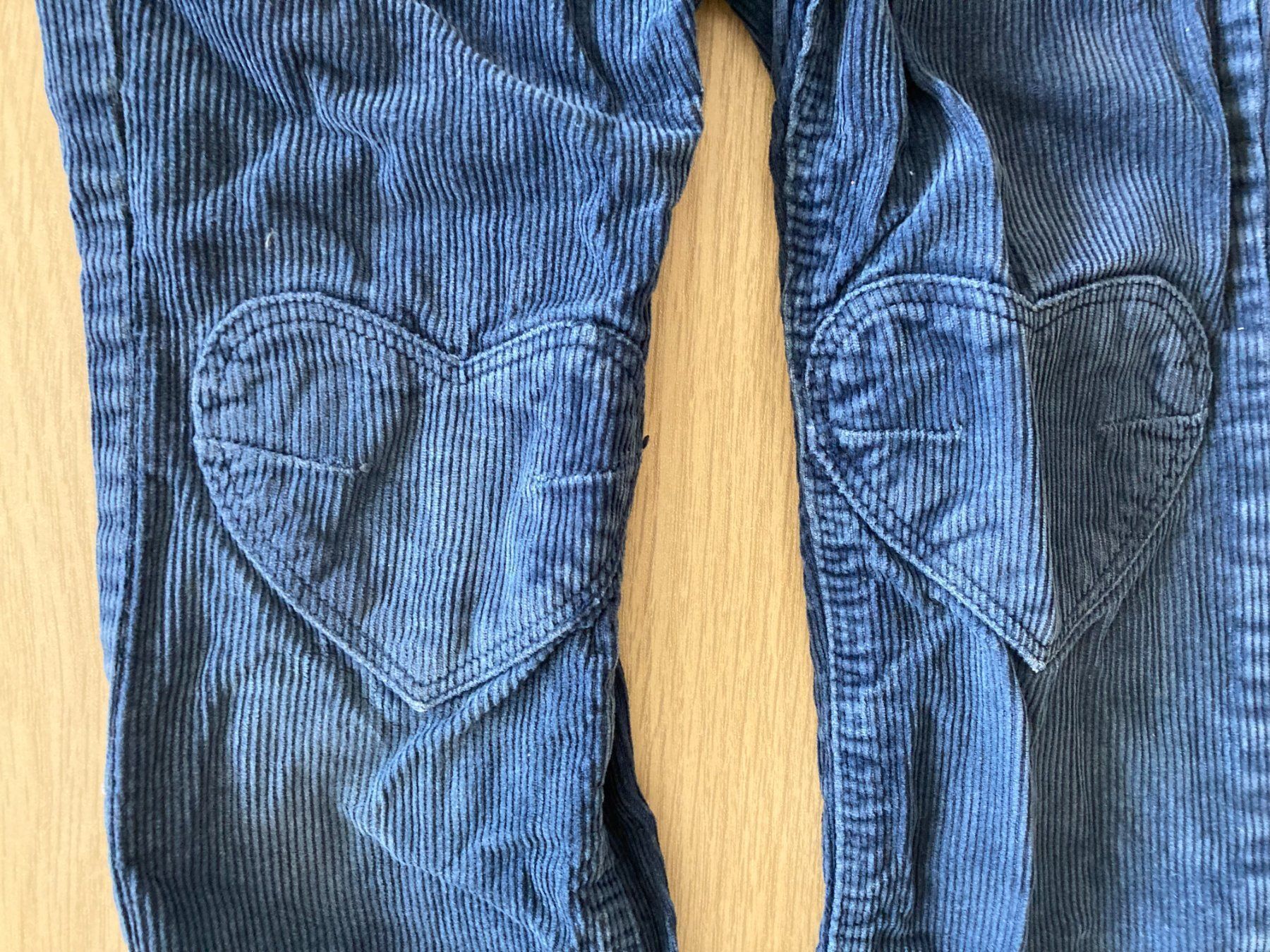 H&M Pantaloni: Cordhosen "H&M" – Usato da Muttenz venduto da Juvenile33 1