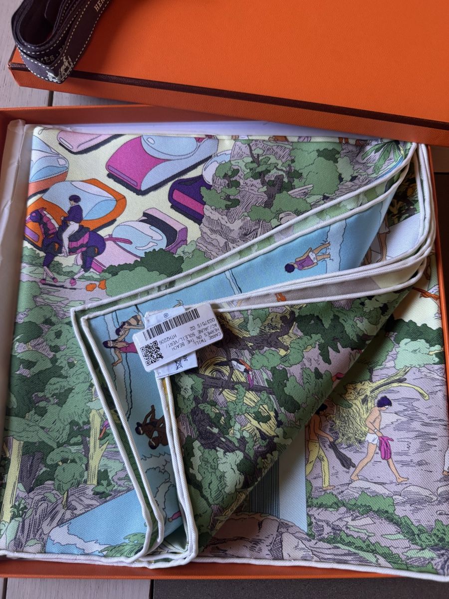 Hermès Foulard & Sciarpe: Hermès carré neuf, 90 On The Beach – Nuovo e nell'imballaggio originale da Genève venduto da Allisgood 8