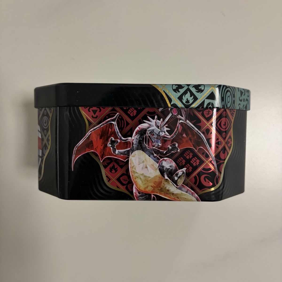 Pokémon Sammelbilder & Trading cards: Pokemon Tin leer – Neu (gemäss Beschreibung) aus Opfikon von ZDem 3